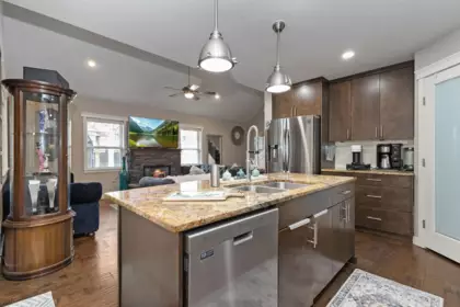 Breakfast Nook Photo of 27858 Ledunne Avenue, Abbotsford, BC