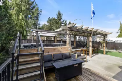 Front Yard Photo of 27858 Ledunne Avenue, Abbotsford, BC