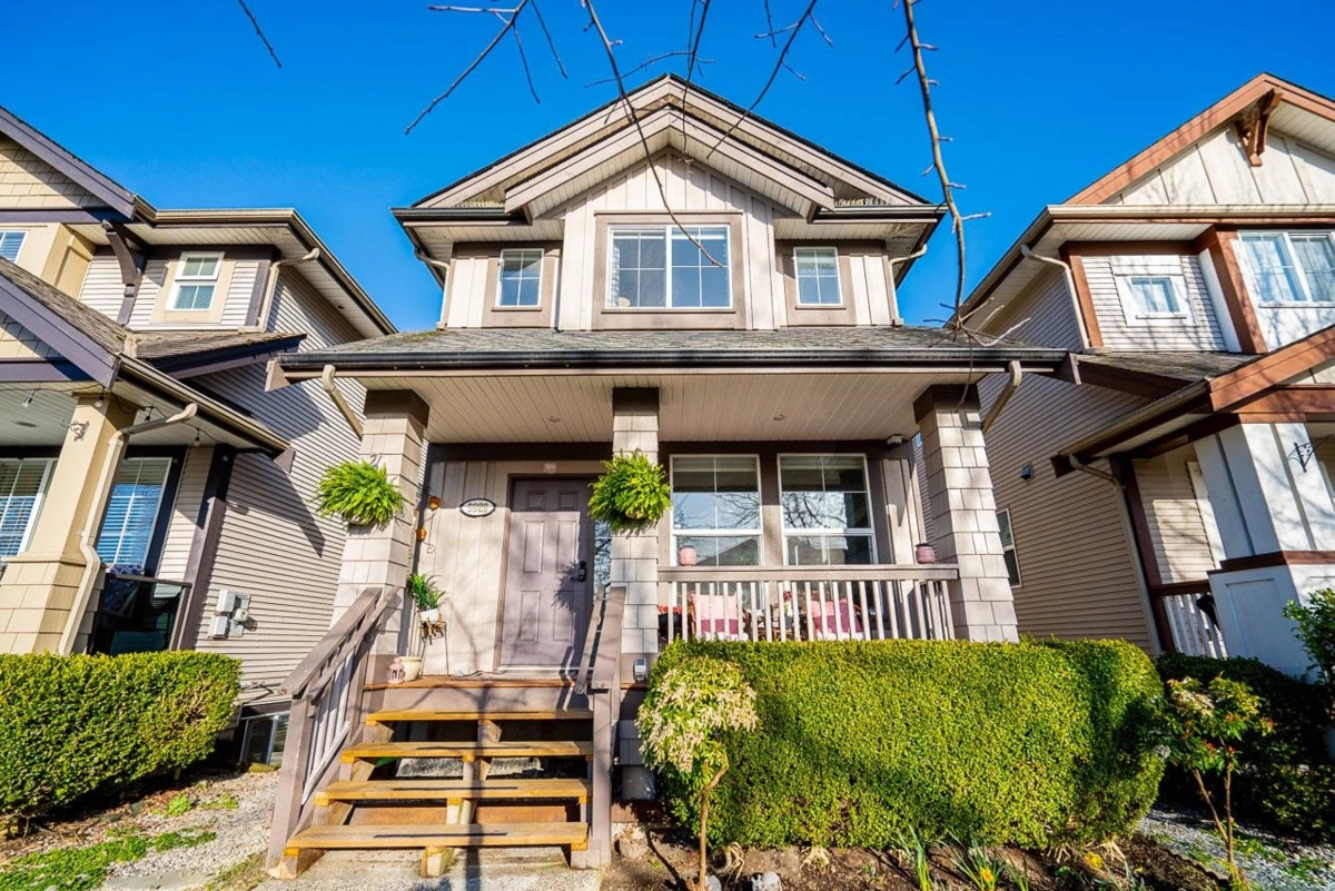 Exterior Rear Photo of 6926 190 Street, Surrey, BC