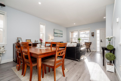Kitchen Photo of 6926 190 Street, Surrey, BC
