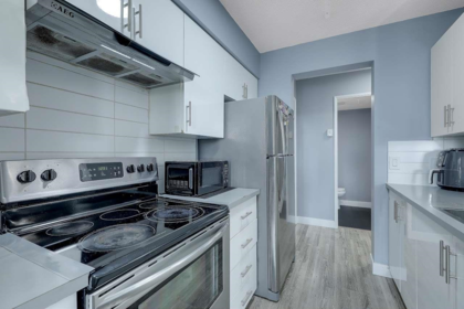 Guest Bathroom Photo of 905 9830 Whalley Boulevard, Surrey, BC