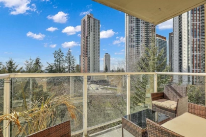 Outdoor Deck Photo of 905 9830 Whalley Boulevard, Surrey, BC