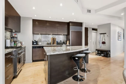 3403 938 Nelson Street, Vancouver, BC, Vancouver — Apartment/Condo for sale