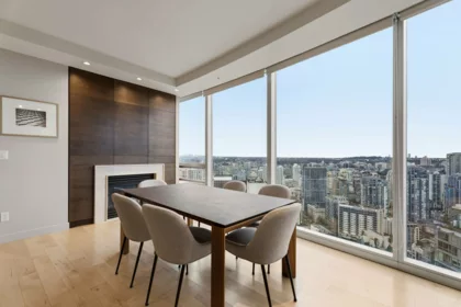 Kitchen Island Photo of 3403 938 Nelson Street, Vancouver, BC