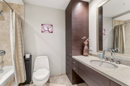 Laundry Room Photo of 3403 938 Nelson Street, Vancouver, BC