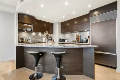 3403 938 Nelson Street, Vancouver, BC, Vancouver — Apartment/Condo for sale