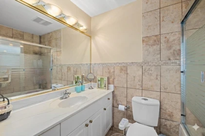 Laundry Room Photo of 3545 Viewmount Place, Abbotsford, BC