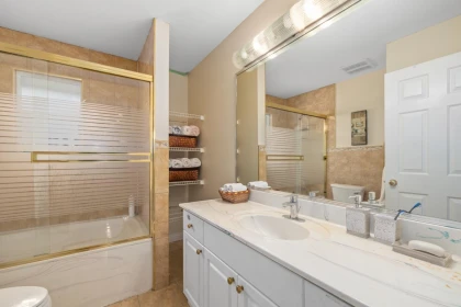 Mudroom Photo of 3545 Viewmount Place, Abbotsford, BC