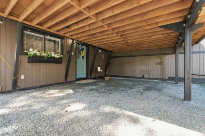 Outdoor Deck Photo of 30 Robertson Crescent, Hope, BC