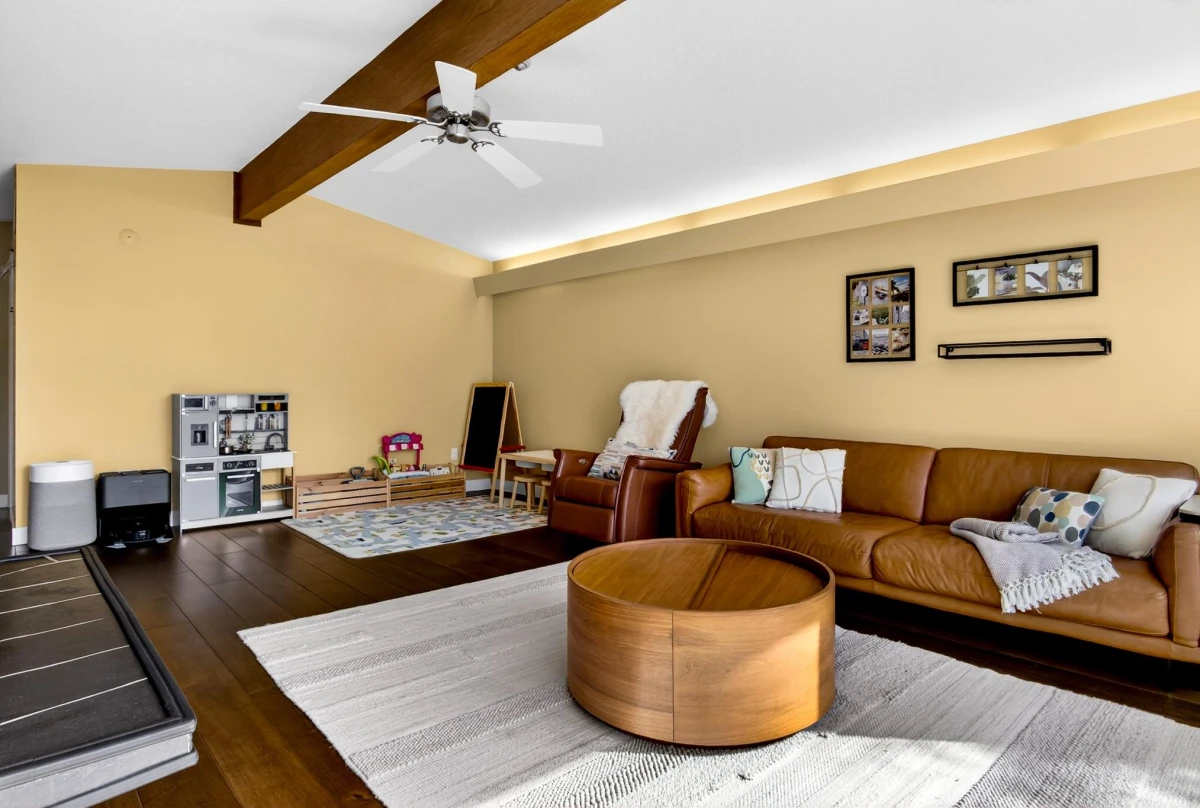 Dining Area Photo of 981 Kinsac Street, Coquitlam, BC