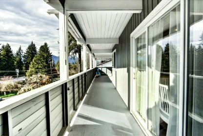 Hot Tub / Spa Photo of 981 Kinsac Street, Coquitlam, BC