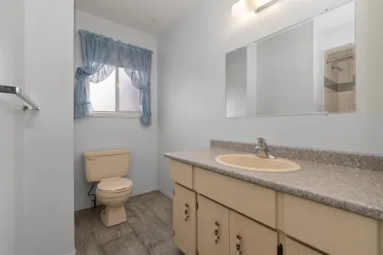 Laundry Room Photo of 3340 Clearbrook Road, Abbotsford, BC