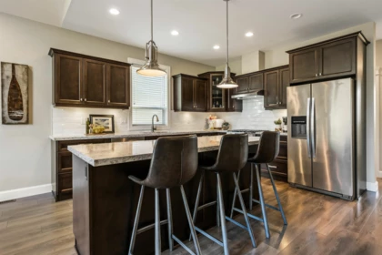 Kitchen Photo of 4 1911 Woodside Boulevard, Agassiz, BC