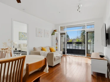 Kitchen Photo of 302 4479 W 10th Avenue, Vancouver, BC