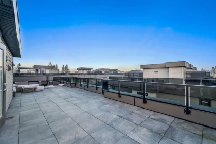 Aerial View of 14 19670 55a Avenue, Langley, BC