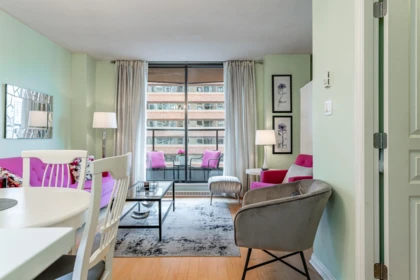 Breakfast Nook Photo of 1003 1189 Howe Street, Vancouver, BC