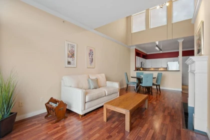407 5800 Andrews Road, Richmond, BC, Richmond — Apartment/Condo for sale
