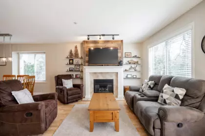 Kitchen Island Photo of 3 19948 Willoughby Way, Langley, BC