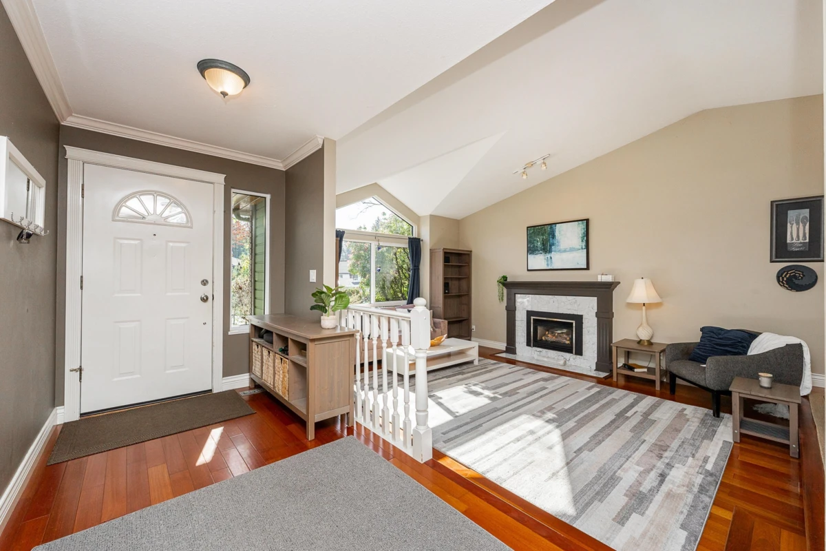 Living Room Photo of 25 Ravine Drive, Port Moody, BC