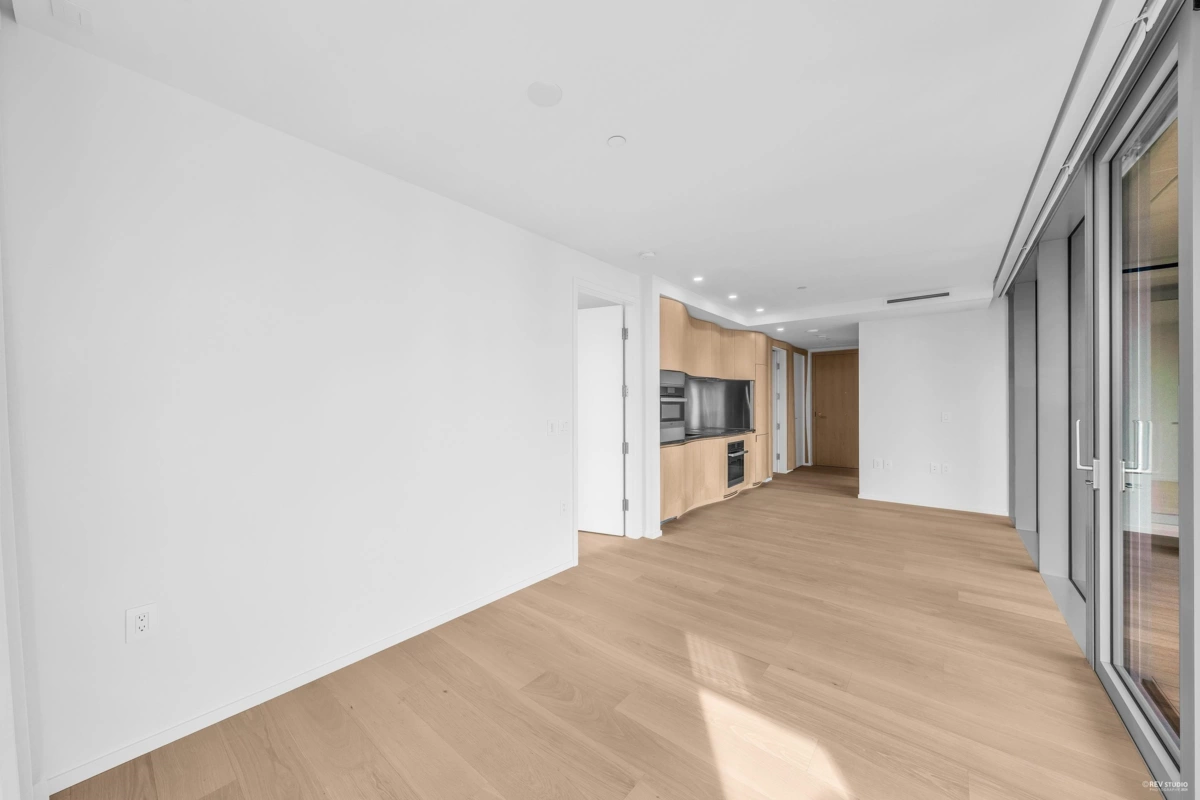 Living Room Photo of 2203 1568 Alberni Street, Vancouver, BC