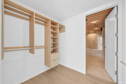 Walk-In Closet Photo of 2203 1568 Alberni Street, Vancouver, BC