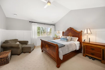 Basement Recreation Room Photo of 3711 142 Street, Surrey, BC