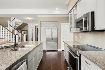 Breakfast Nook Photo of 3711 142 Street, Surrey, BC