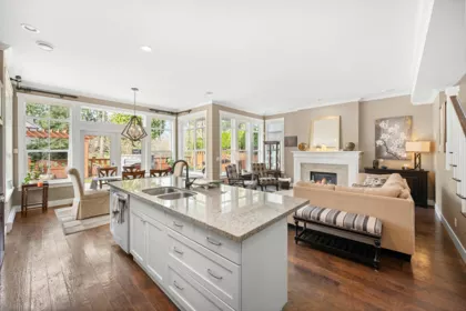 Kitchen Island Photo of 3711 142 Street, Surrey, BC