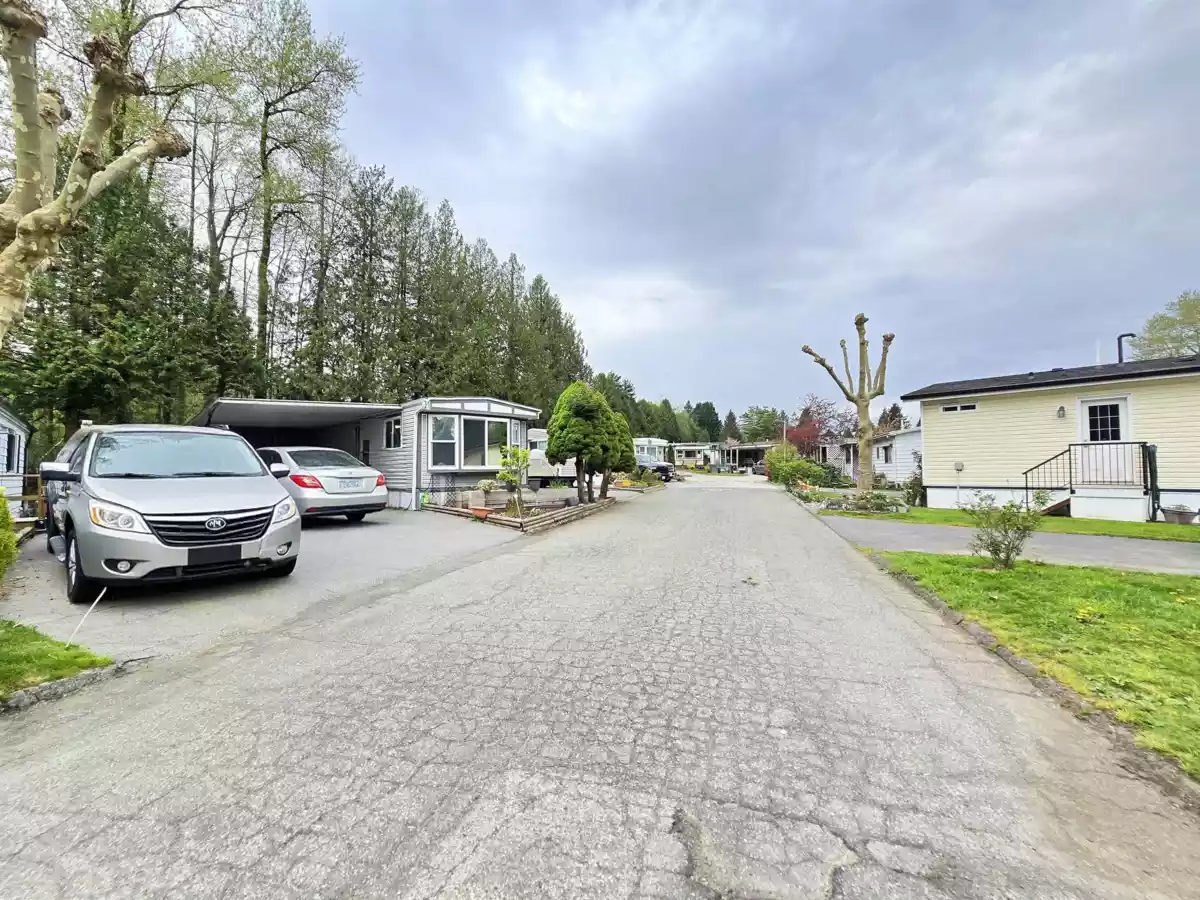 Exterior Rear Photo of 56 8220 King George Boulevard, Surrey, BC
