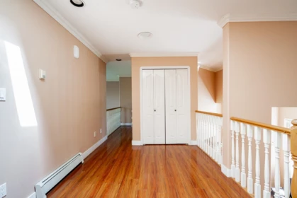 Basement Recreation Room Photo of 13107 74 Avenue, Surrey, BC