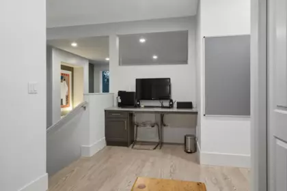 Entry Foyer Photo of 4417 Emily Carr Place, Abbotsford, BC