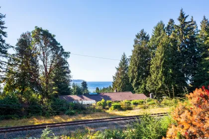 Office / Den Photo of 4110 Burkeridge Place, West Vancouver, BC