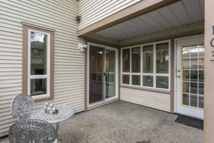 Breakfast Nook Photo of 103 6363 121 Street, Surrey, BC