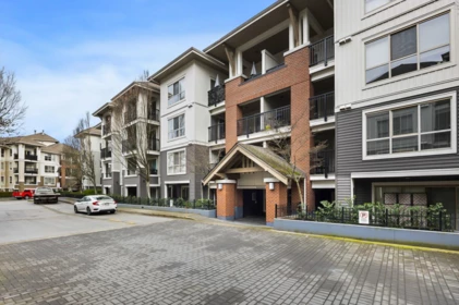 Swimming Pool Photo of A315 8929 202 Street, Langley, BC