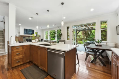 Breakfast Nook Photo of 9002 Nash Street, Langley, BC