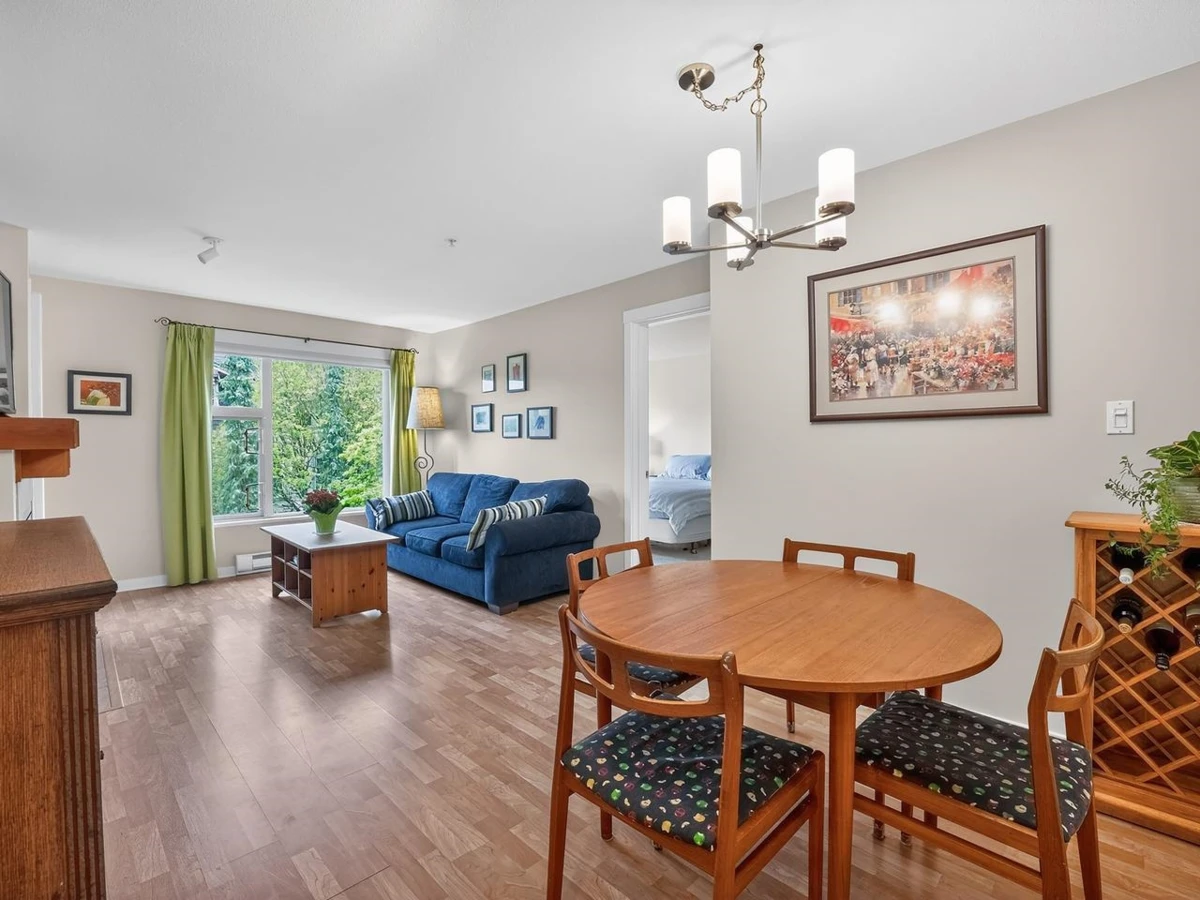 Exterior Rear Photo of 304 675 Park Crescent, New Westminster, BC