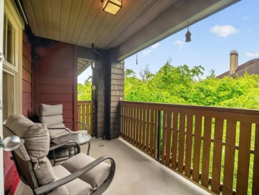 Office / Den Photo of 304 675 Park Crescent, New Westminster, BC