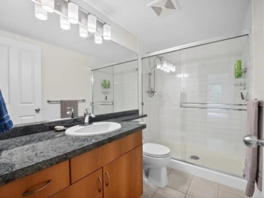 Walk-In Closet Photo of 304 675 Park Crescent, New Westminster, BC