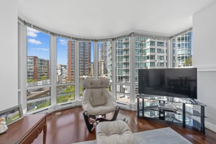 604 1501 Howe Street, Vancouver, BC, Vancouver — Apartment/Condo for sale