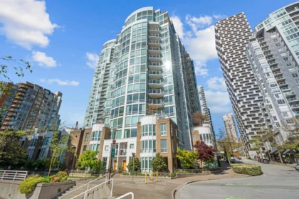 Hot Tub / Spa Photo of 604 1501 Howe Street, Vancouver, BC