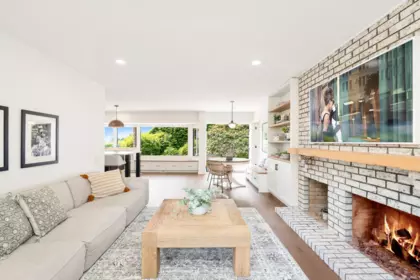 Breakfast Nook Photo of 3047 Spencer Close, West Vancouver, BC
