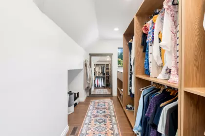 Laundry Room Photo of 3047 Spencer Close, West Vancouver, BC
