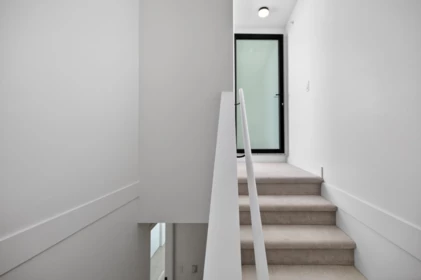 Entry Foyer Photo of 216 322 E 15th Avenue, Vancouver, BC