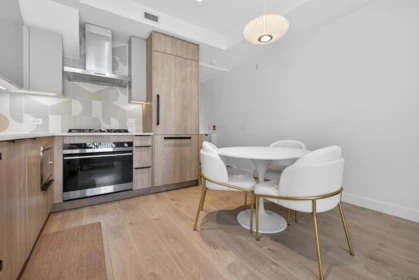 Kitchen Photo of 216 322 E 15th Avenue, Vancouver, BC
