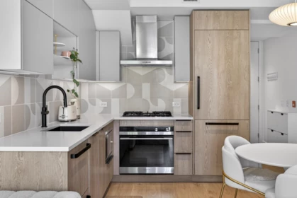 216 322 E 15th Avenue, Vancouver, BC, Vancouver — Townhouse for sale