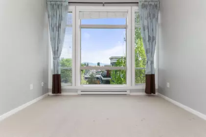 Powder Room Photo of 407 45530 Market Way, Chilliwack, BC