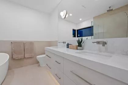 Hallway Photo of 3670 Fleming Street, Vancouver, BC