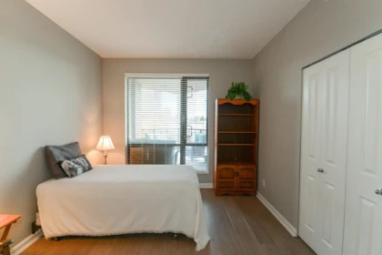 Bedroom 2 Photo of 307 1551 Foster Street, White Rock, BC