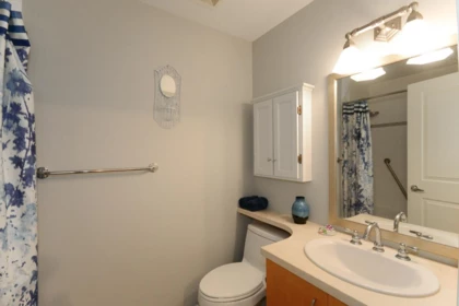 Guest Bathroom Photo of 307 1551 Foster Street, White Rock, BC