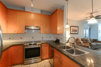 Kitchen Photo of 307 1551 Foster Street, White Rock, BC